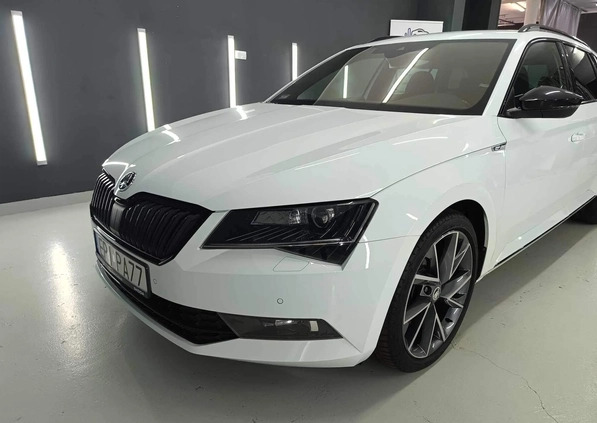 Skoda Superb cena 94000 przebieg: 145000, rok produkcji 2017 z Lębork małe 46